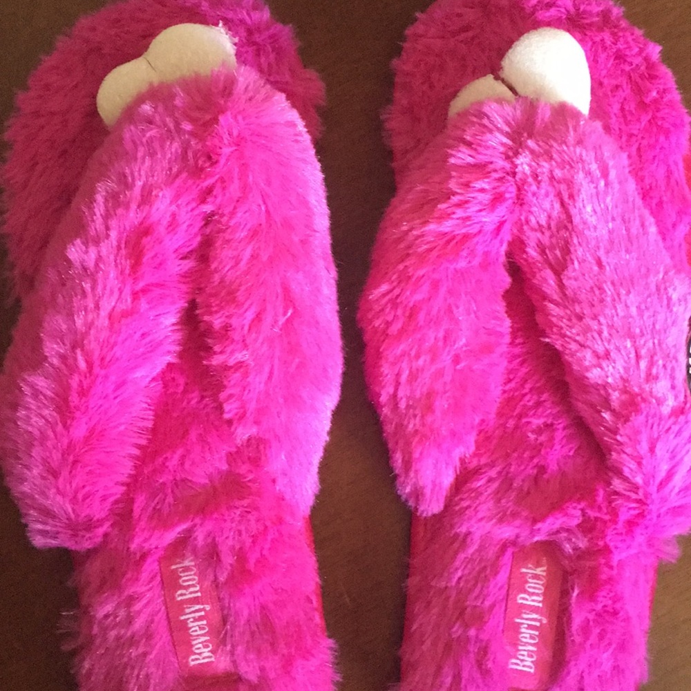 Furry sandals